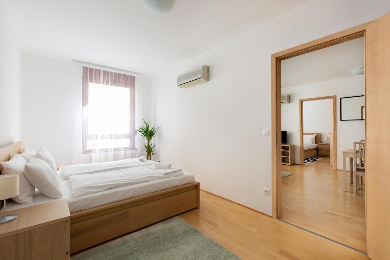 Super Central, 2-Bedroom Apartment With Terrace Budapest Exterior photo