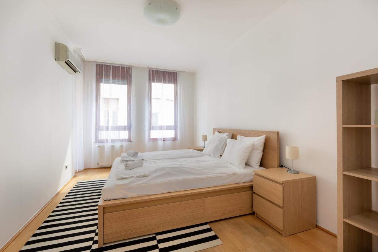 Super Central, 2-Bedroom Apartment With Terrace Budapest Exterior photo